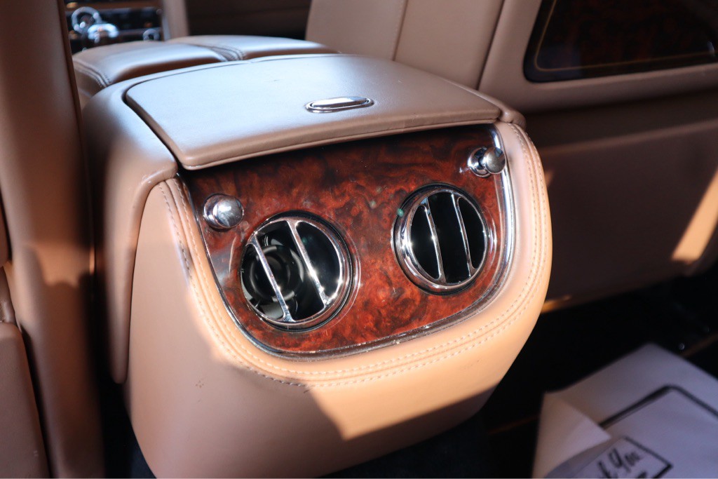 2012 Bentley Mulsanne Image 38