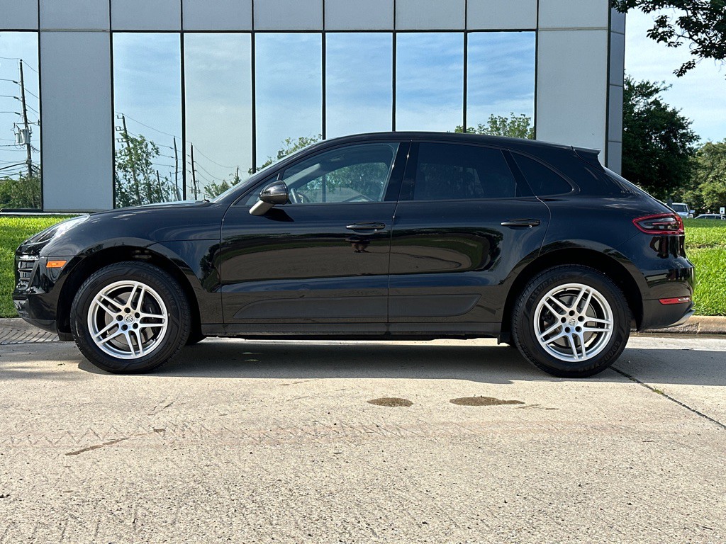 2017 Porsche Macan Image 5