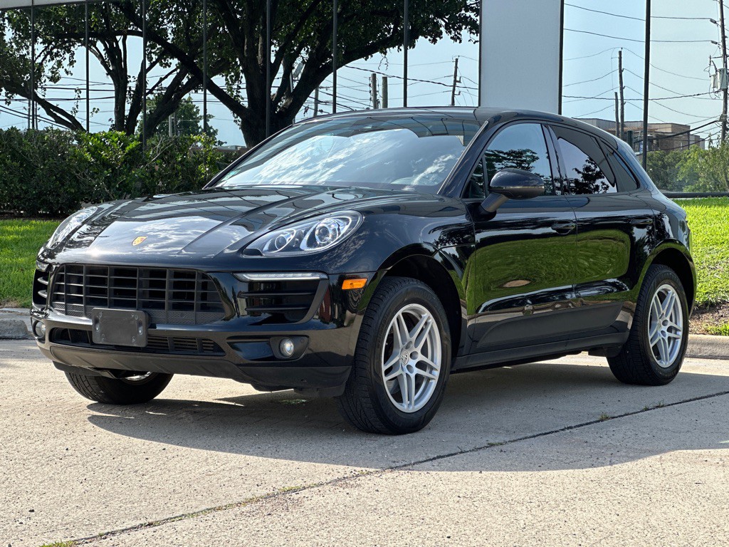 2017 Porsche Macan Image 6