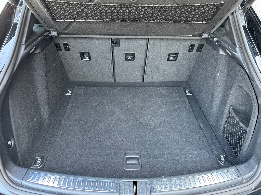 2017 Porsche Macan Image 31