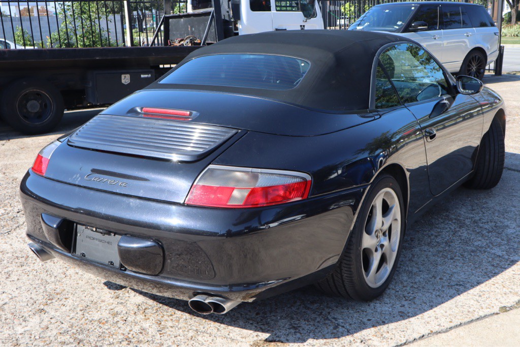 2003 Porsche 911 Image 8