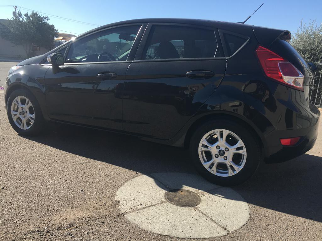 2014 Ford Fiesta Image 3