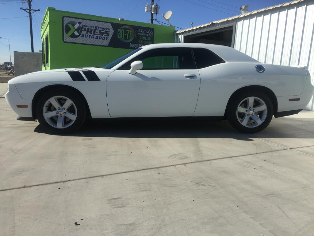 2014 Dodge Challenger Image 3