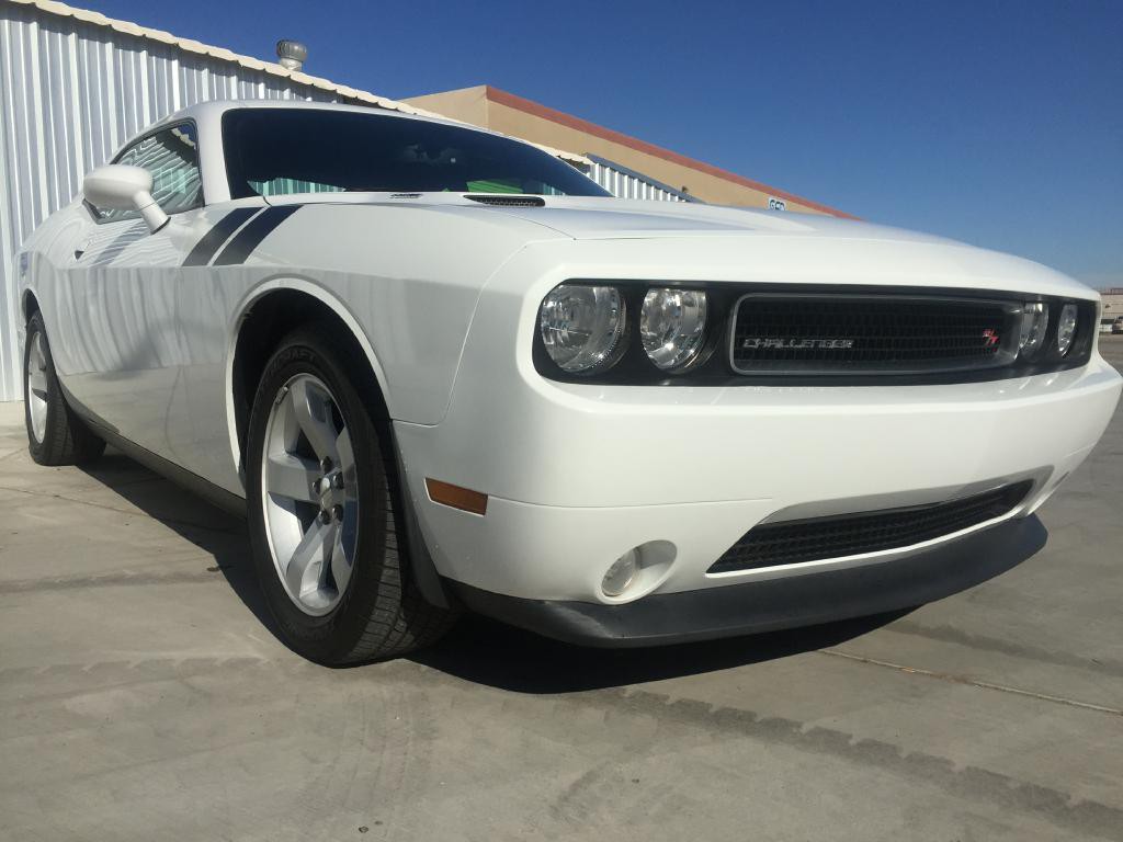 2014 Dodge Challenger Image 8
