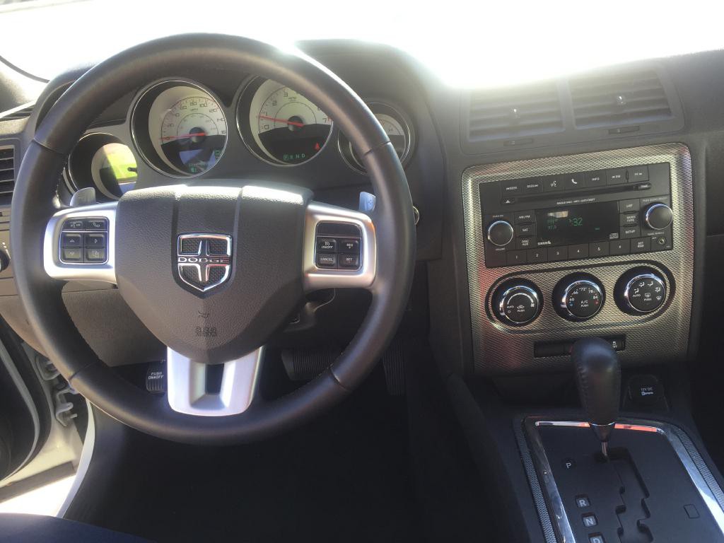 2014 Dodge Challenger Image 17