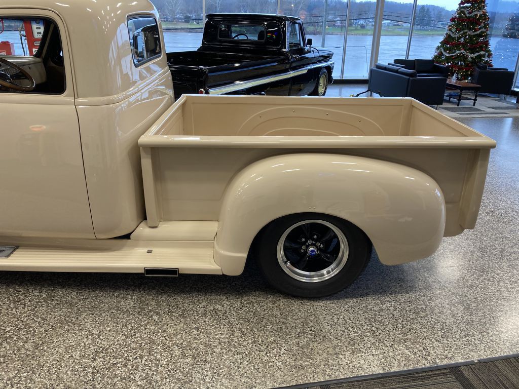 1954 Chevrolet Truck Image 10