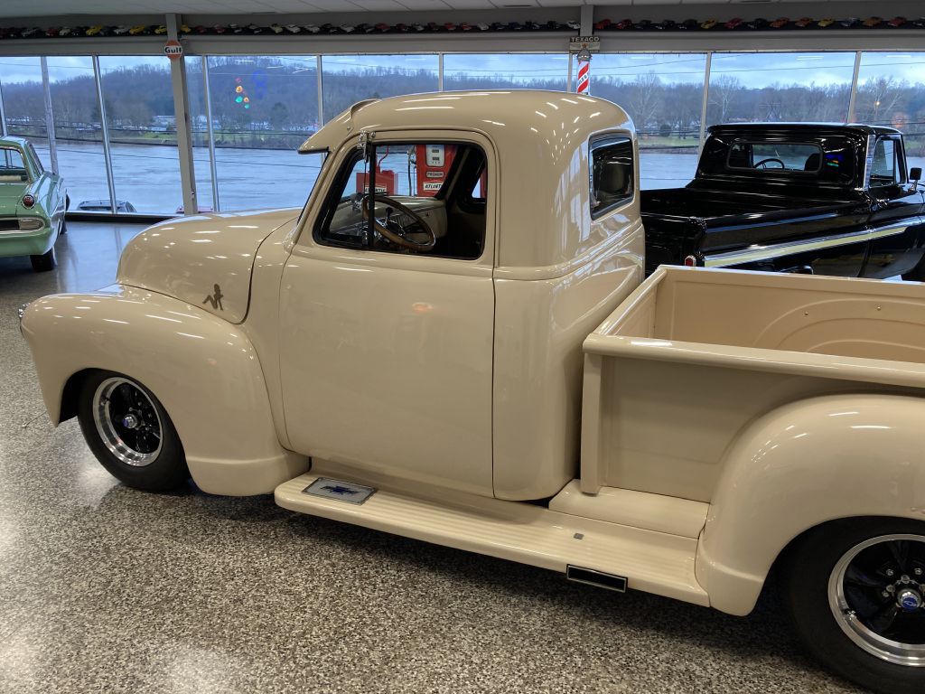 1954 Chevrolet Truck Image 11