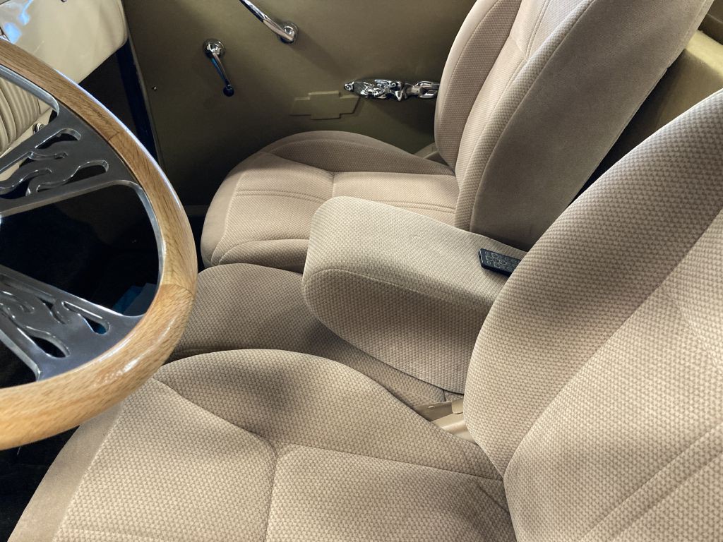1954 Chevrolet Truck Image 47