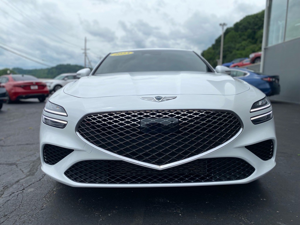 2023 Genesis G70 Image 3