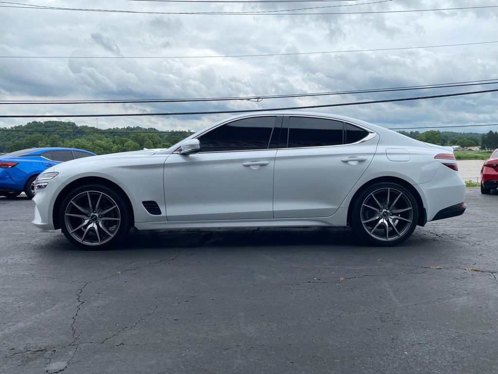 2023 Genesis G70 Image 5