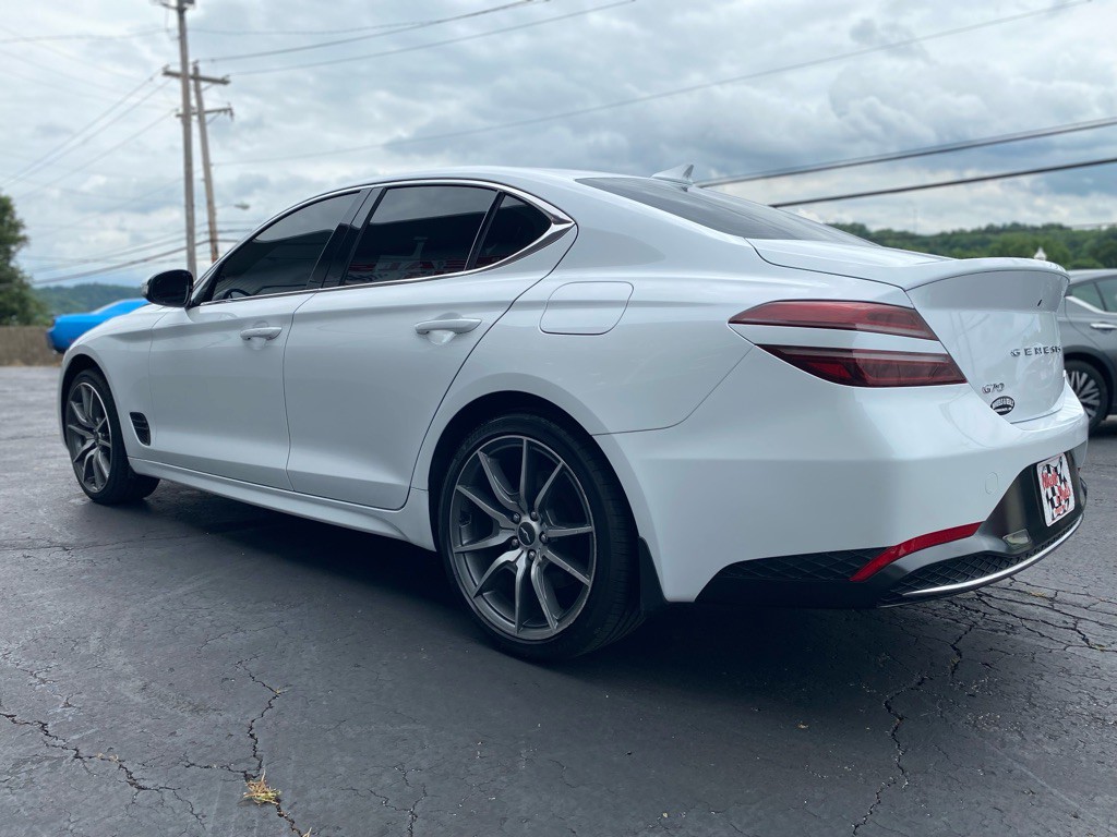 2023 Genesis G70 Image 6