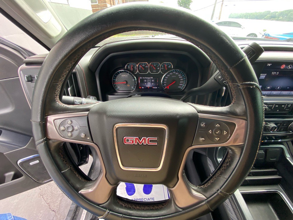 2016 GMC Sierra Image 18