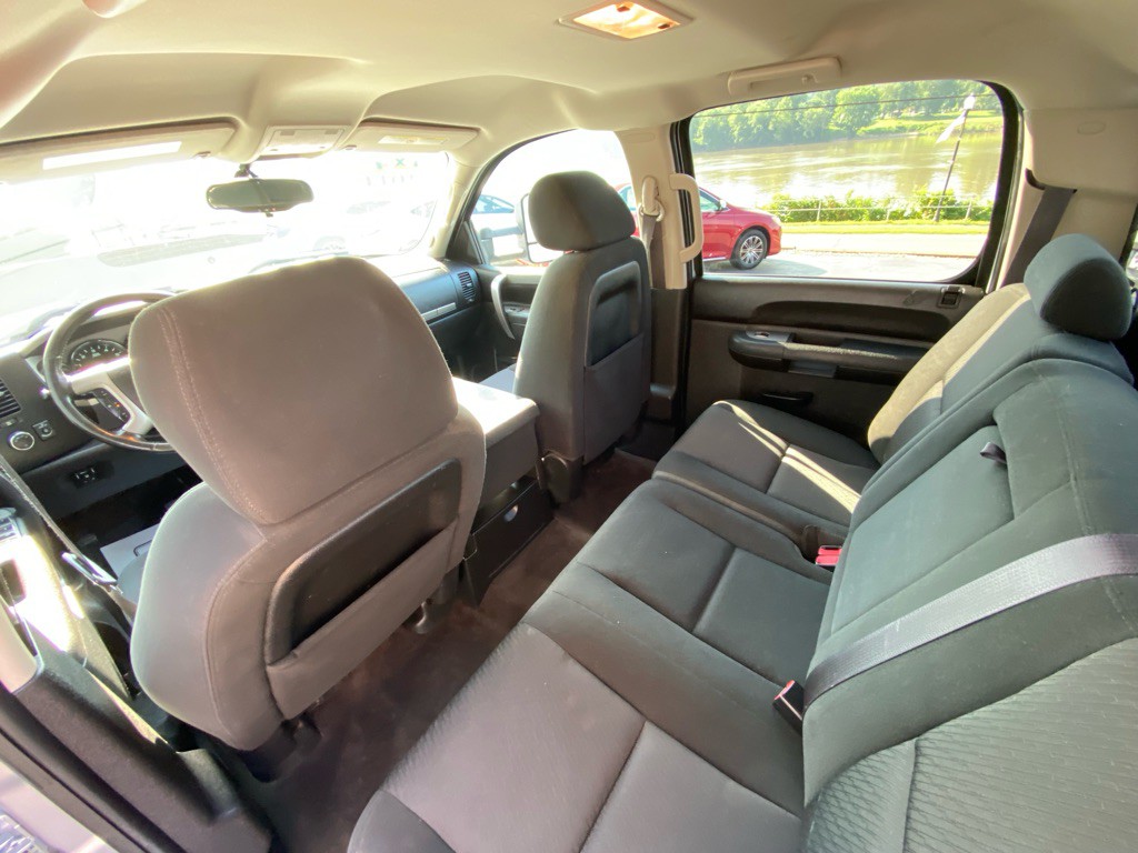 2014 Chevrolet Silverado 1500 Image 12