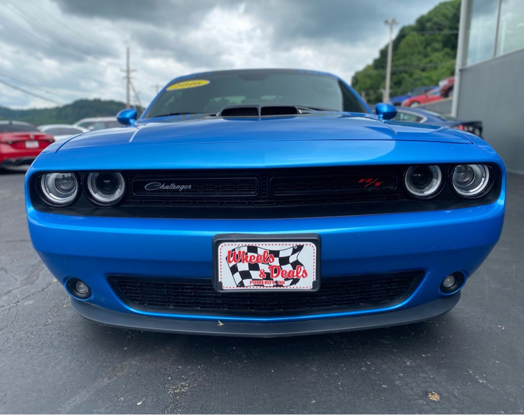 2016 Dodge Challenger Image 3
