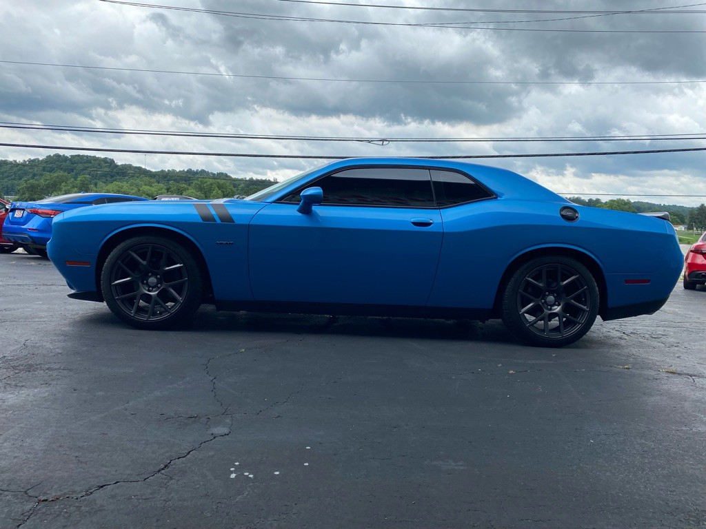 2016 Dodge Challenger Image 5