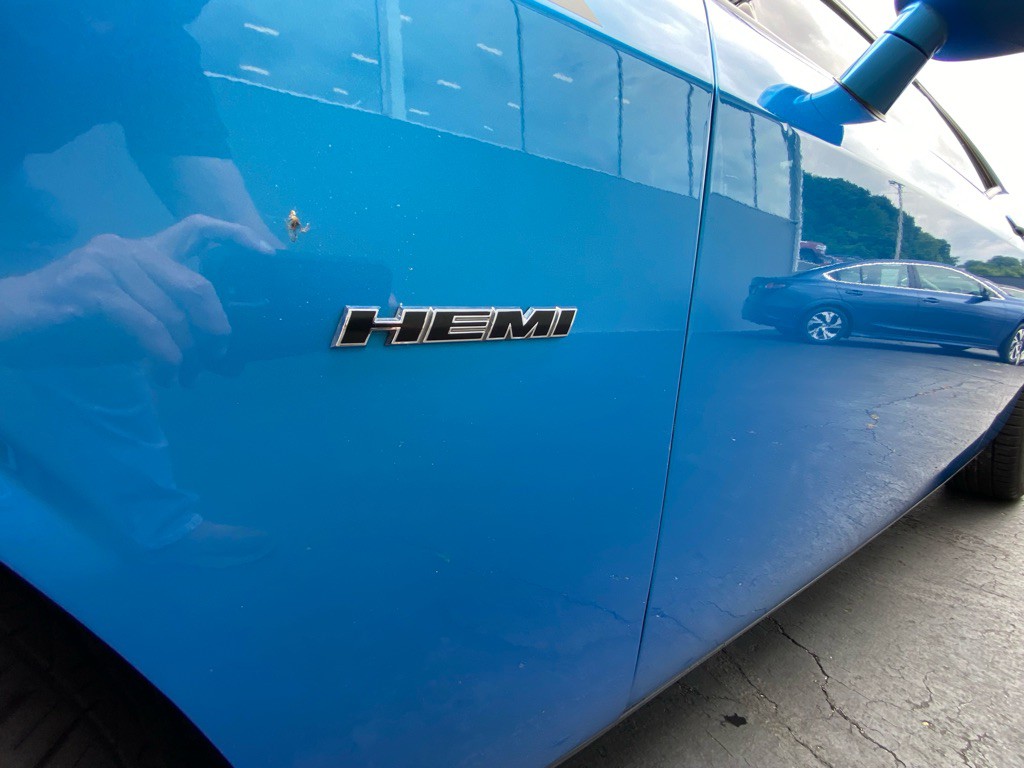 2016 Dodge Challenger Image 20