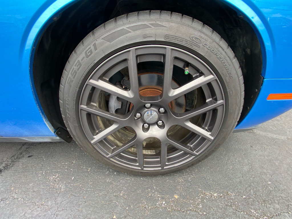 2016 Dodge Challenger Image 25