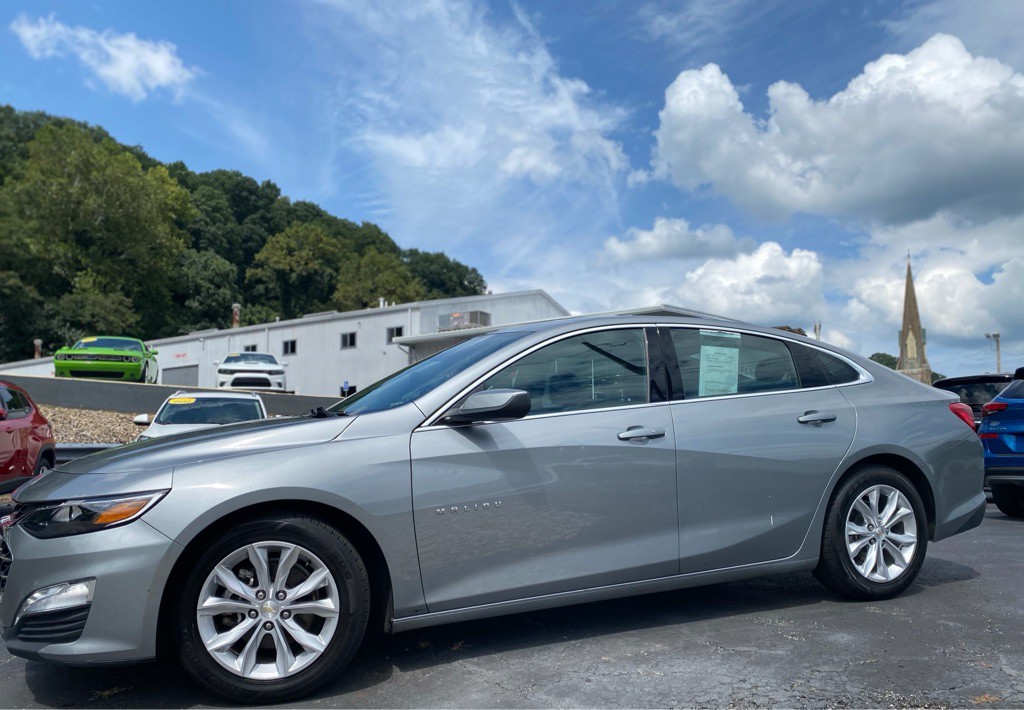 2023 Chevrolet Malibu Image 1