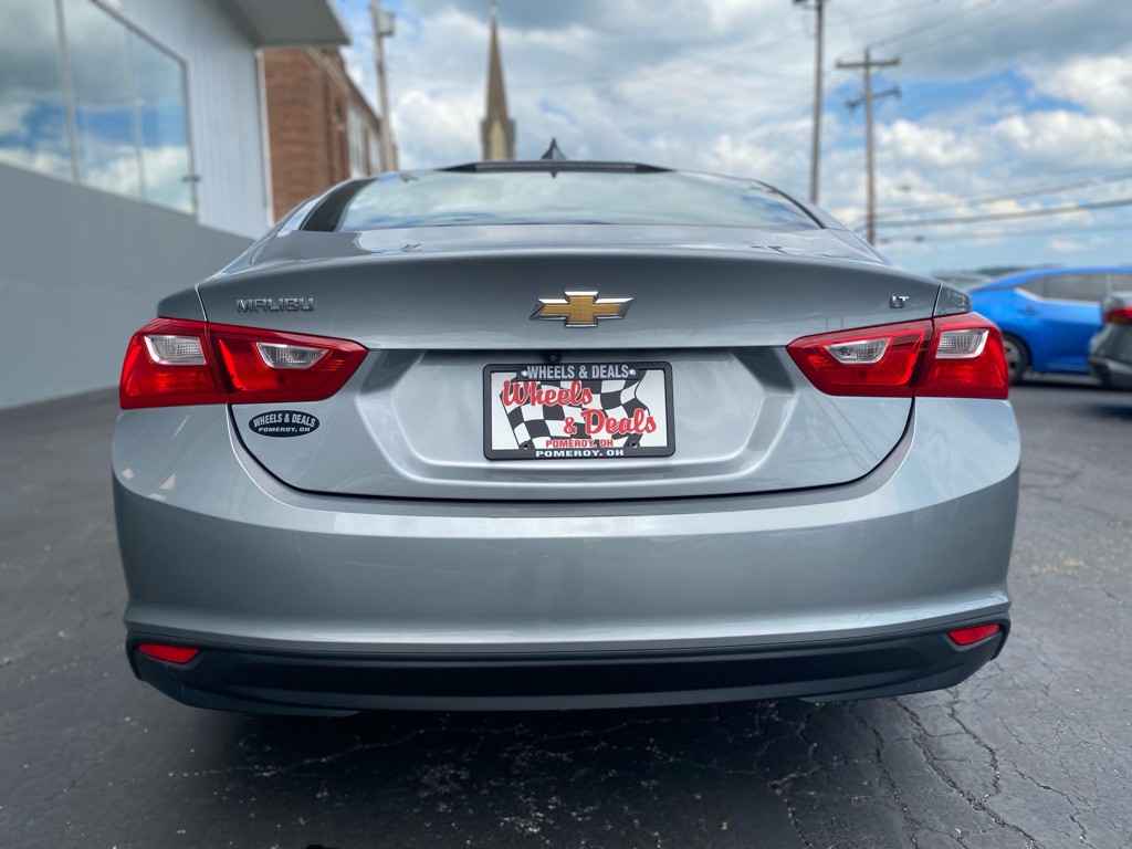 2023 Chevrolet Malibu Image 7