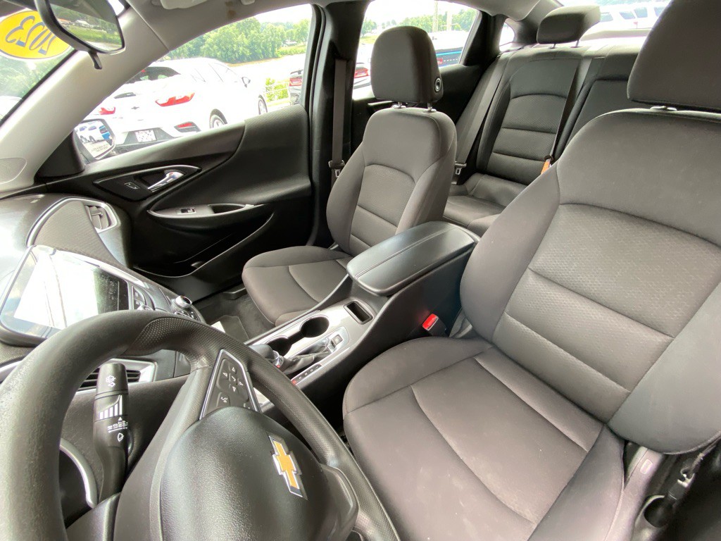 2023 Chevrolet Malibu Image 11