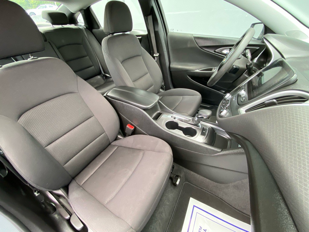 2023 Chevrolet Malibu Image 18