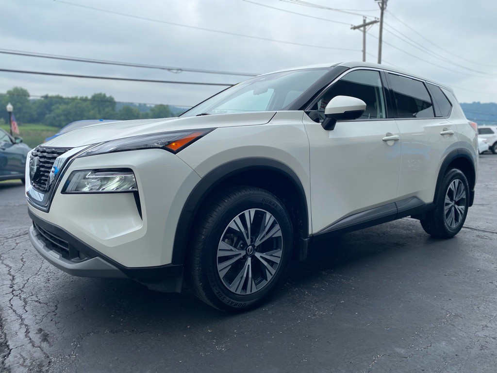 2021 Nissan Rogue Image 3