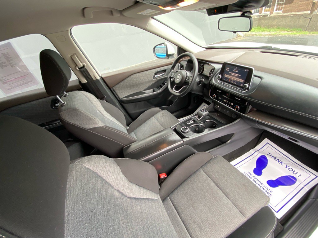 2021 Nissan Rogue Image 15