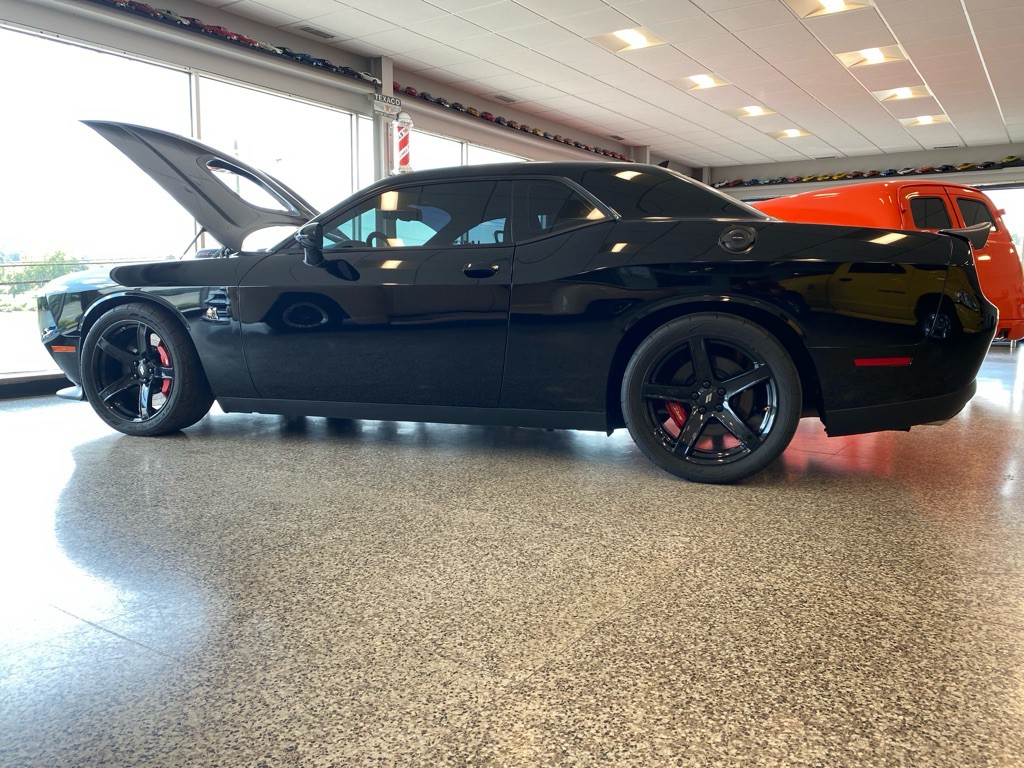 2021 Dodge Challenger Image 2