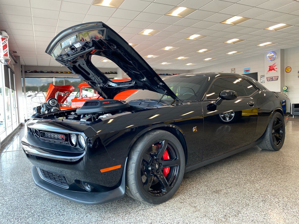 2021 Dodge Challenger Image 3