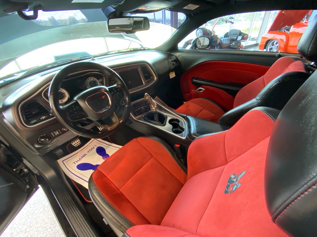 2021 Dodge Challenger Image 11
