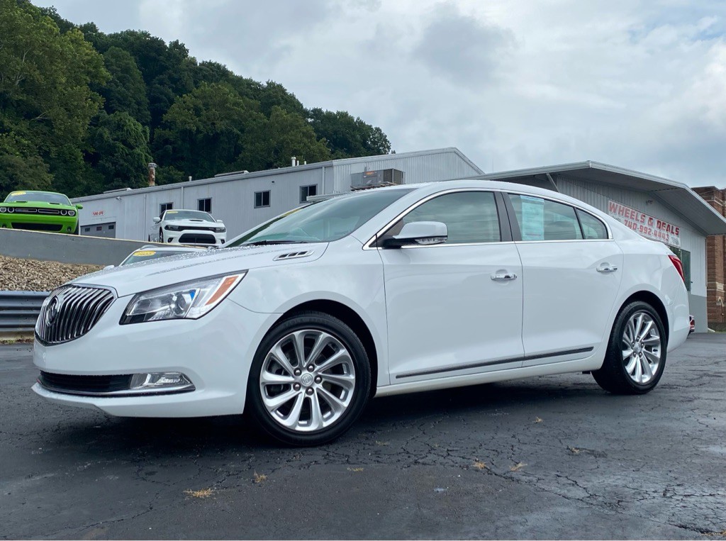 2014 Buick Lacrosse Image 1