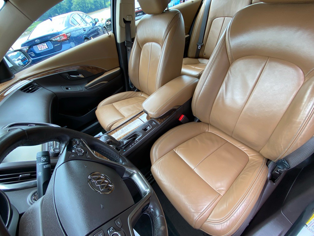 2014 Buick Lacrosse Image 11