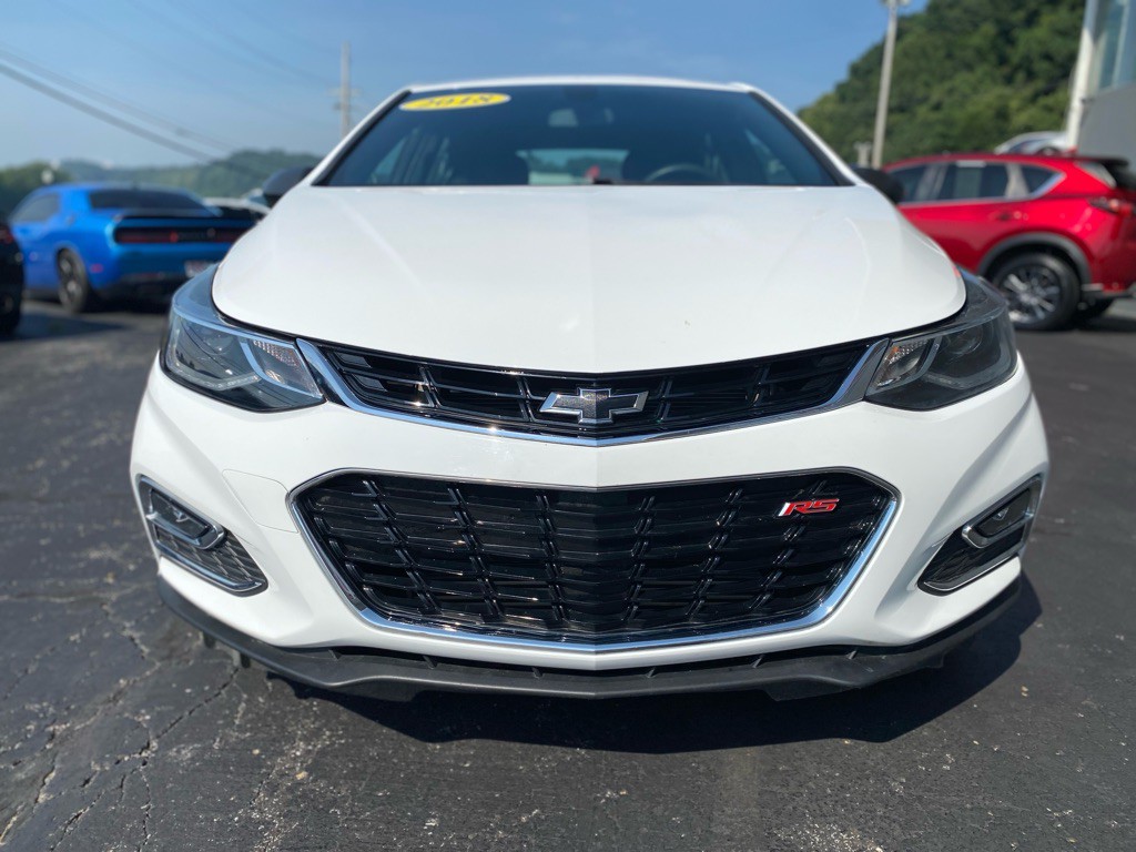 2018 Chevrolet Cruze Image 3