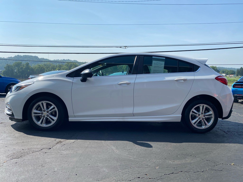 2018 Chevrolet Cruze Image 5