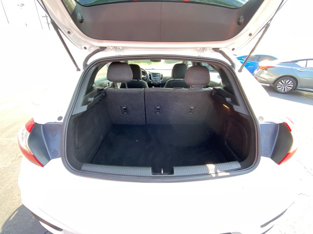 2018 Chevrolet Cruze Image 14