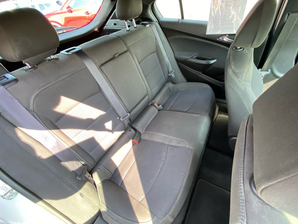 2018 Chevrolet Cruze Image 16