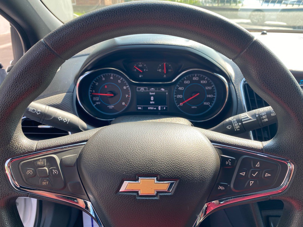 2018 Chevrolet Cruze Image 19