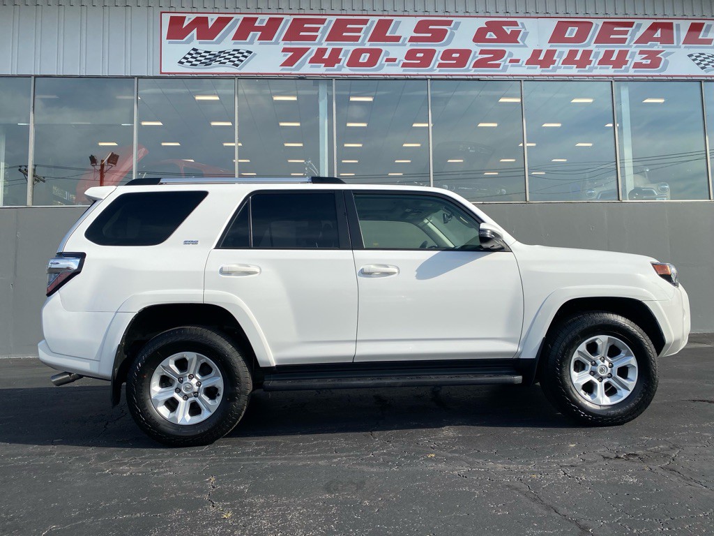2019 Toyota 4Runner Image 9