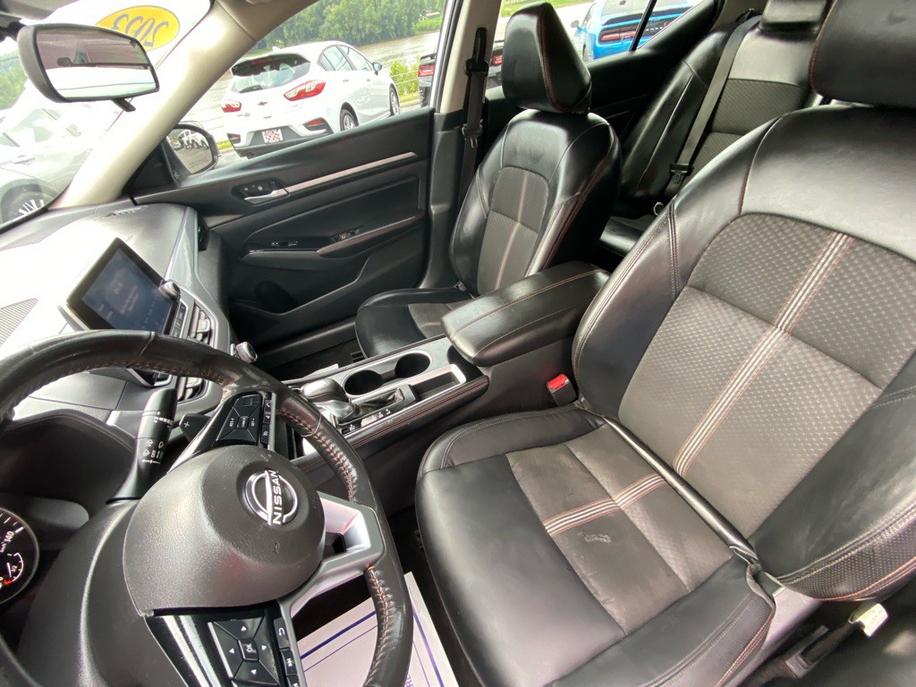 2023 Nissan Altima Image 11