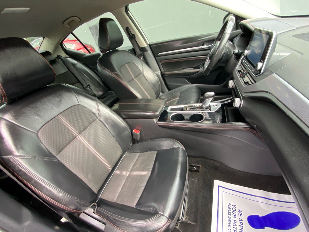 2023 Nissan Altima Image 18
