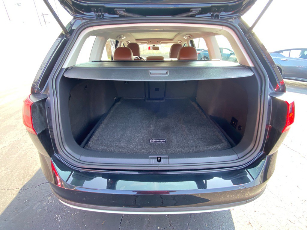 2017 Volkswagen Golf Image 14