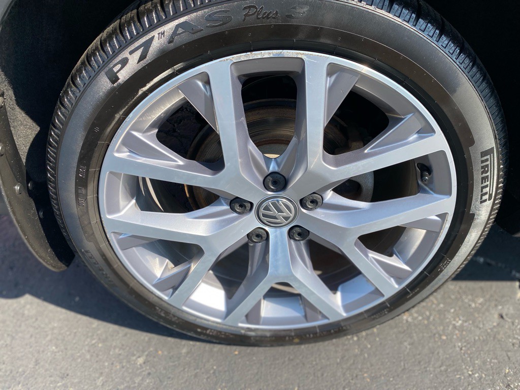 2017 Volkswagen Golf Image 25