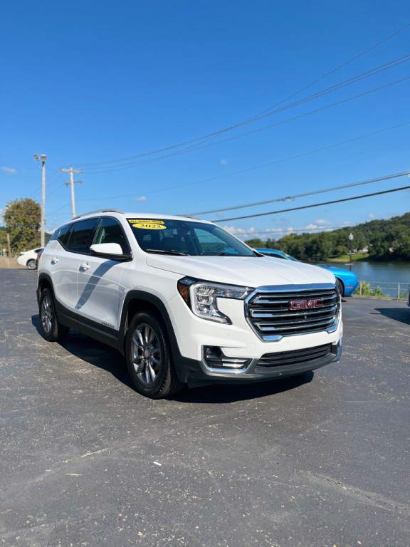 2022 GMC Terrain Image 3