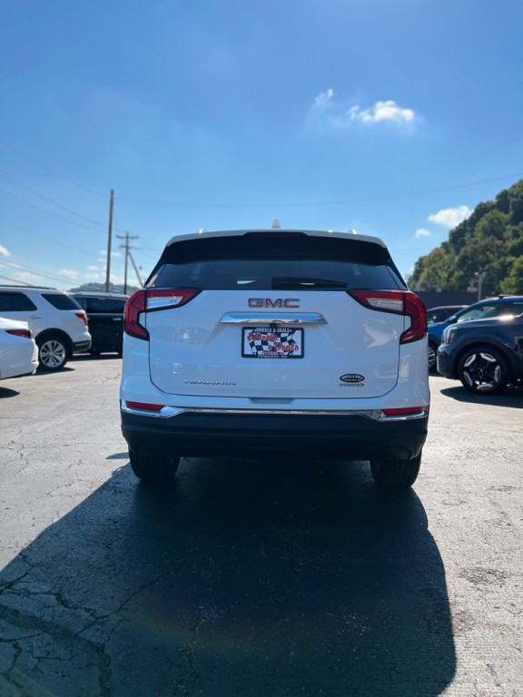 2022 GMC Terrain Image 4