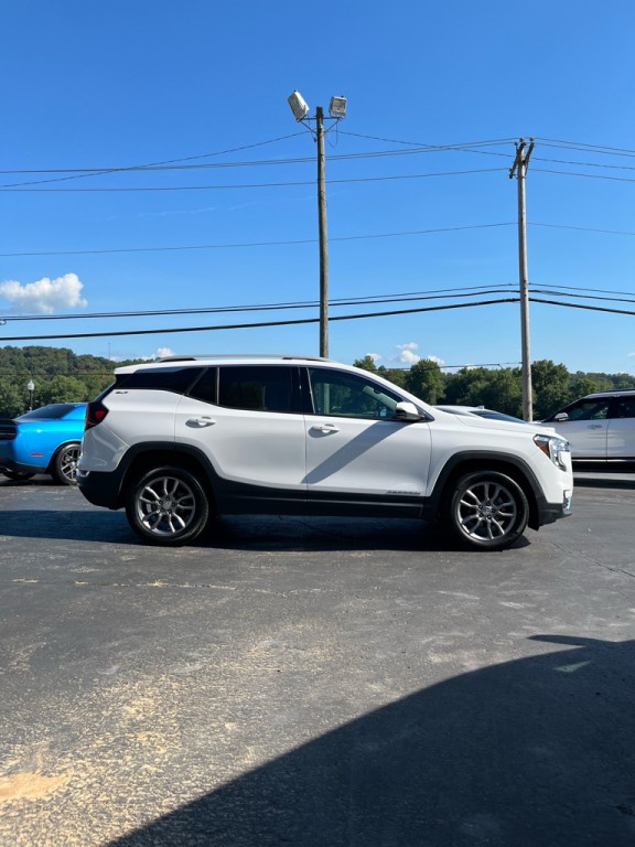 2022 GMC Terrain Image 8