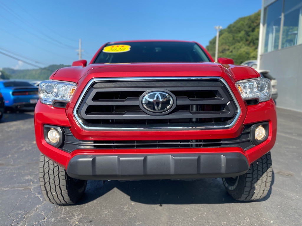 2020 Toyota Tacoma Image 3