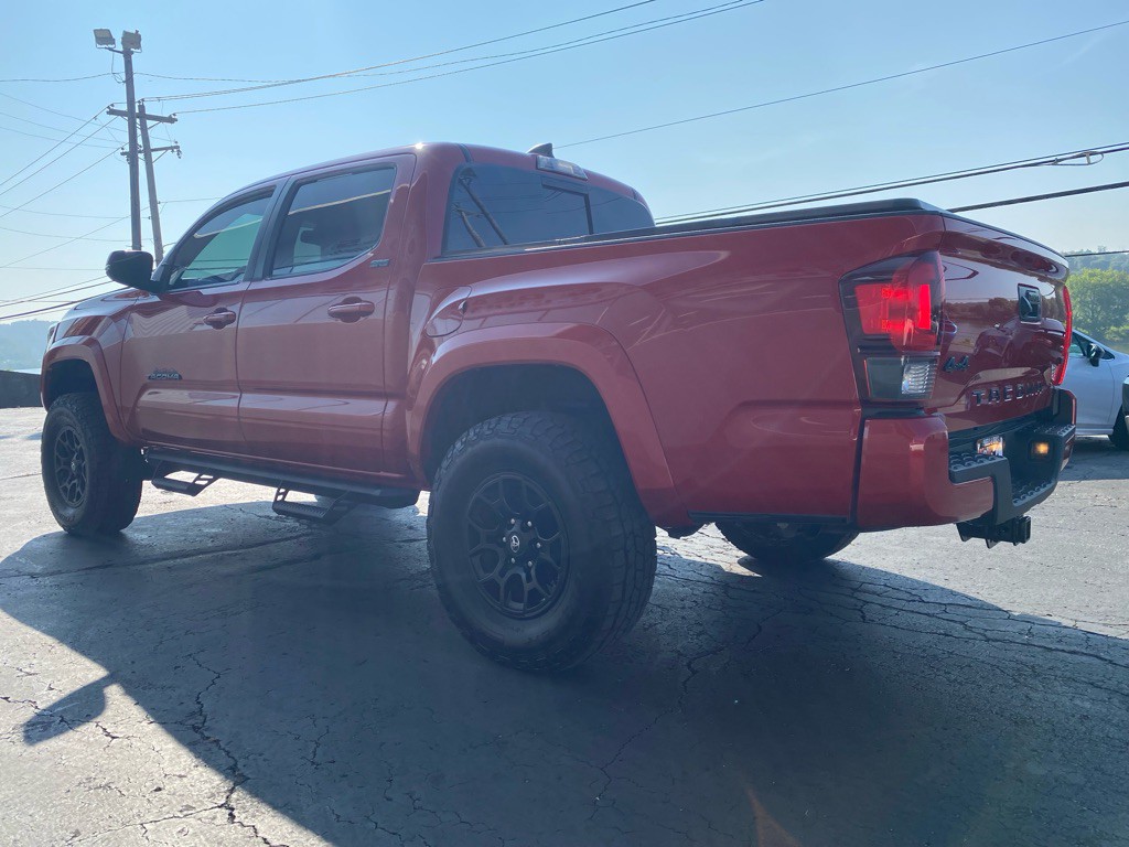 2020 Toyota Tacoma Image 6