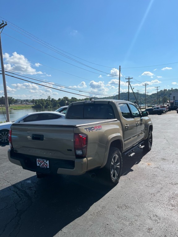 2019 Toyota Tacoma Image 5