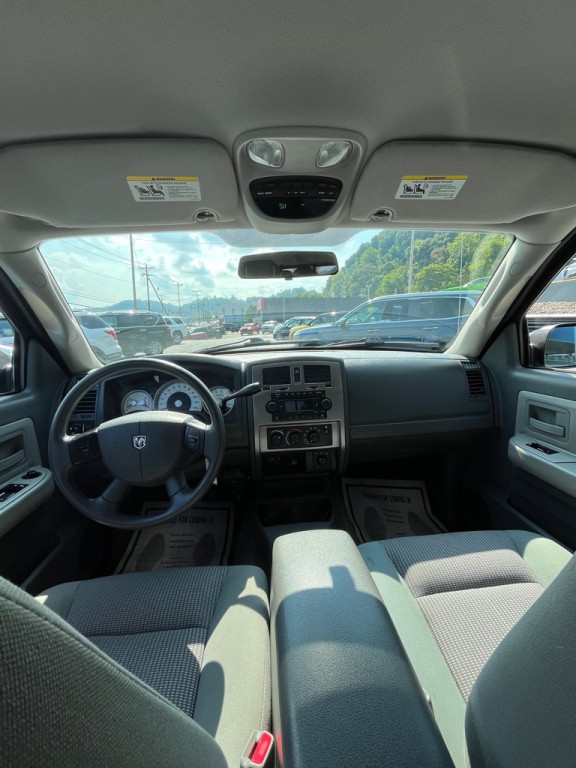 2007 Dodge Dakota Image 16