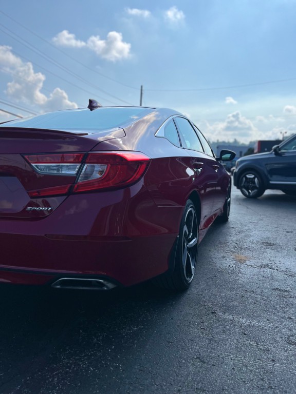 2018 Honda Accord Image 9